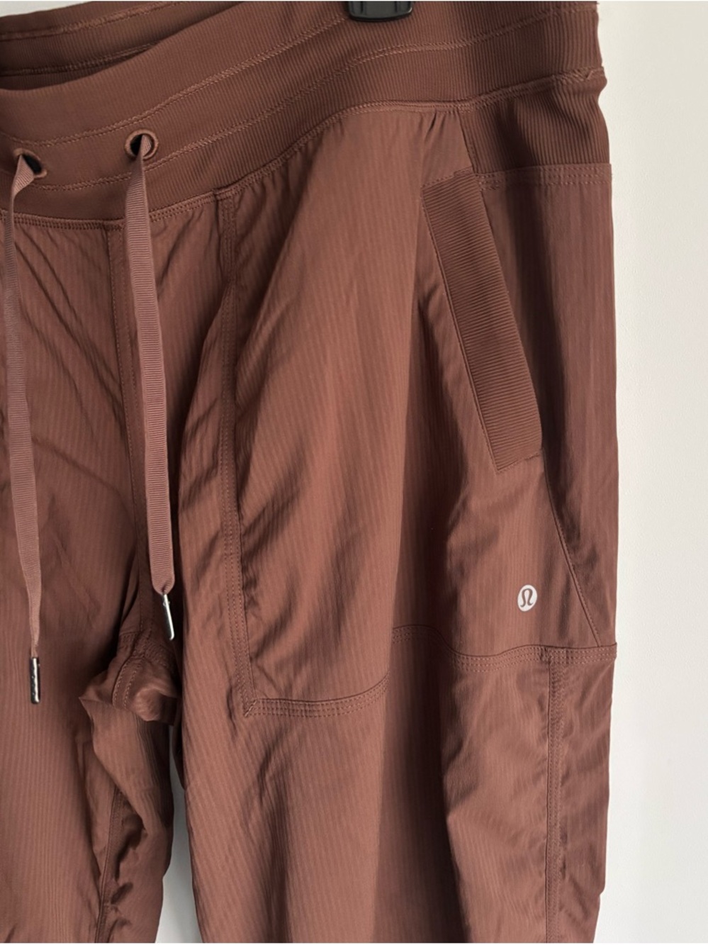 Lululemon Dance Studio Mid Rise Women’s Brown Joggers Size 14